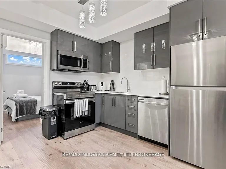 6065 McLeod Rd #115 — Photo 7
