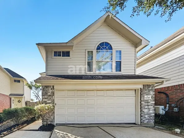 13030 Maile Park Dr, Houston, TX 77034