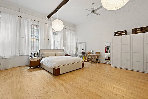 Rented by Compass | media 10