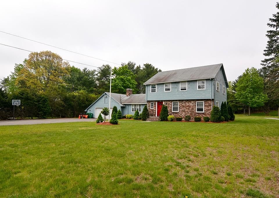 1st image of 145 Blue Hill Dr