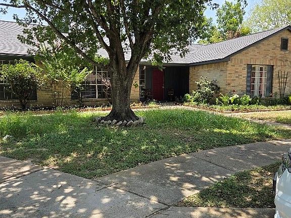 2nd image of 19507 Munsey Ct