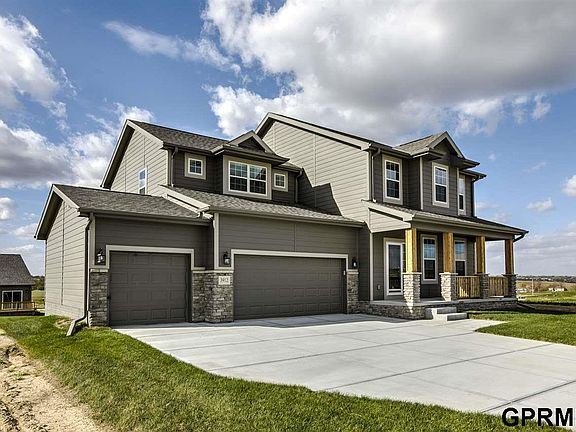 2nd image of 3912 S 204th Ave