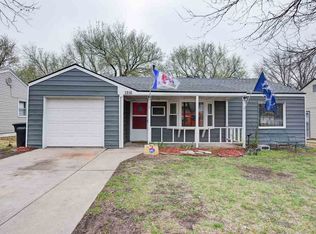 1216 Starkey St, Augusta, KS 67010