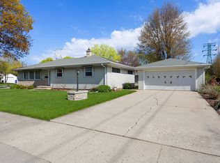 30 Foster Ct, Appleton, WI 54915