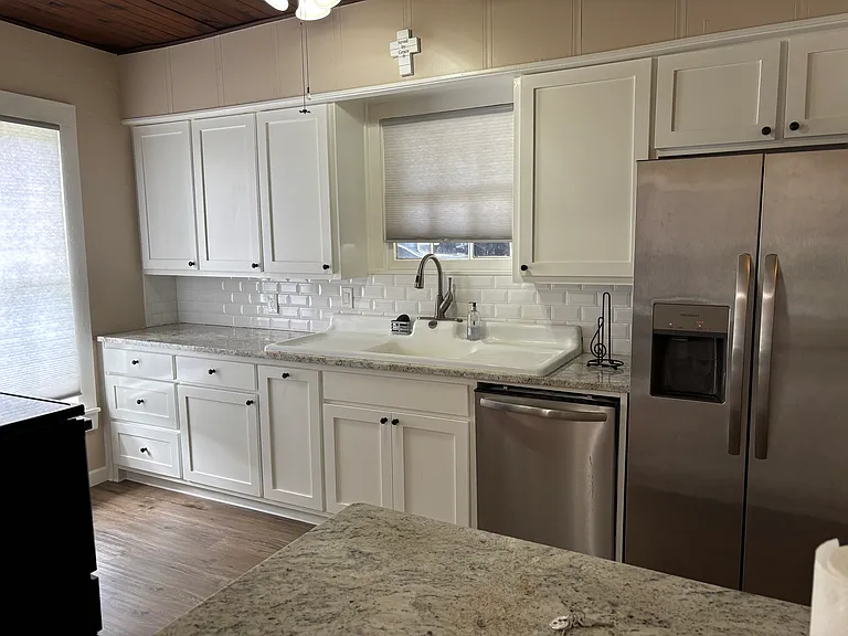 413 N Pecan St — Photo 18
