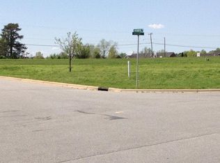 8 Gregory Dr, Roanoke Rapids, NC 27870