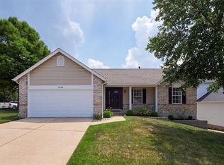 2348 Paradise Peak Cir, Ballwin, MO 63011