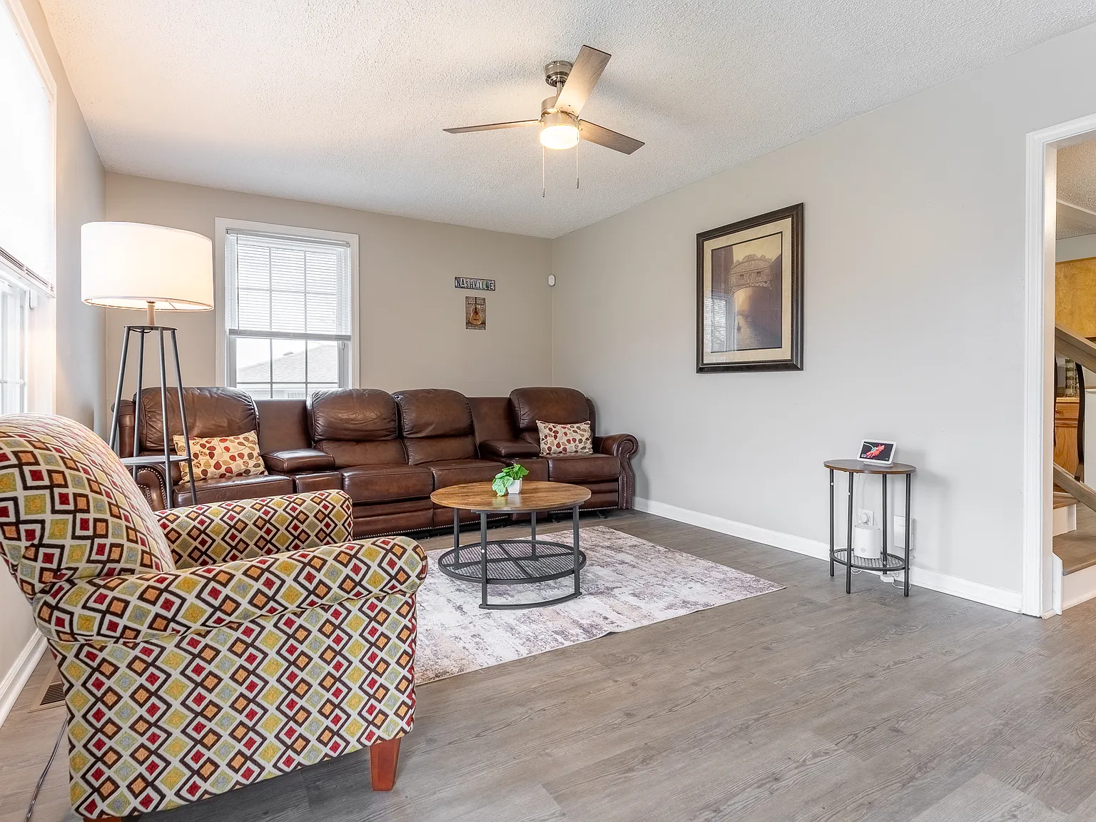 3 bed, 1855 sqft, $3,295 — Photo 4