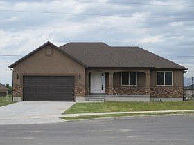 1st image of 1687 N Cozy Ln #101