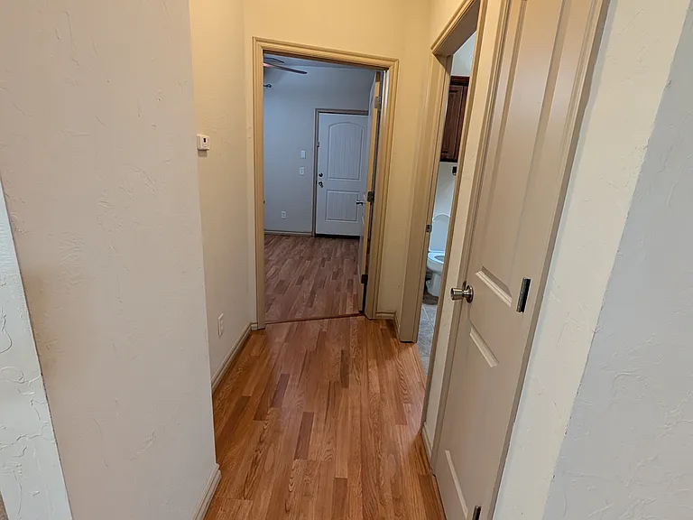 1812 Alameda St — Photo 9