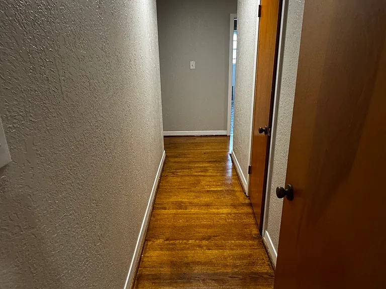 8219 Colgate St — Photo 10