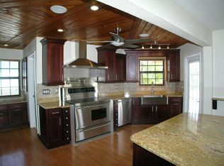 5714 W Shore Dr, New Port Richey, FL 34652