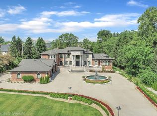 17965 Beck Rd, Northville, MI 48168