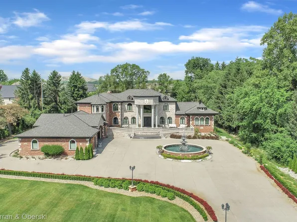17965 Beck Rd, Northville, MI 48168