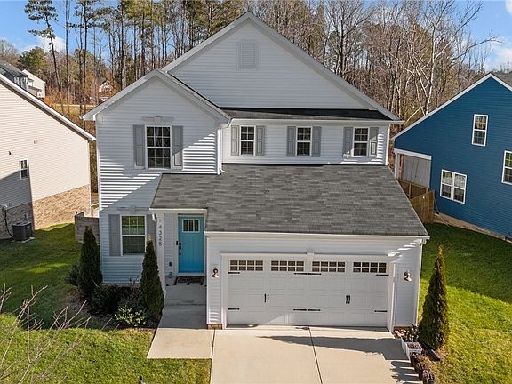 3rd image of 4325 Kenmare Ln