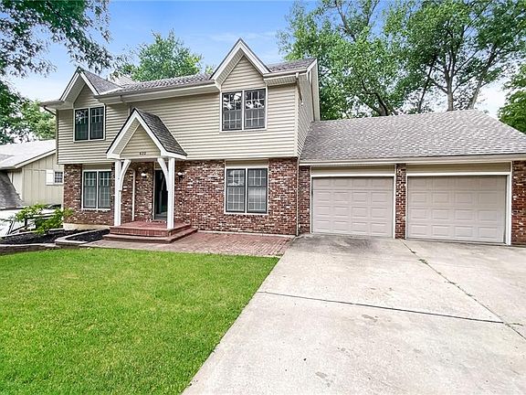 2nd image of 620 N Clayview Dr
