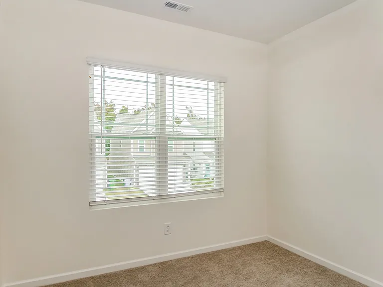 1533 King St — Photo 14