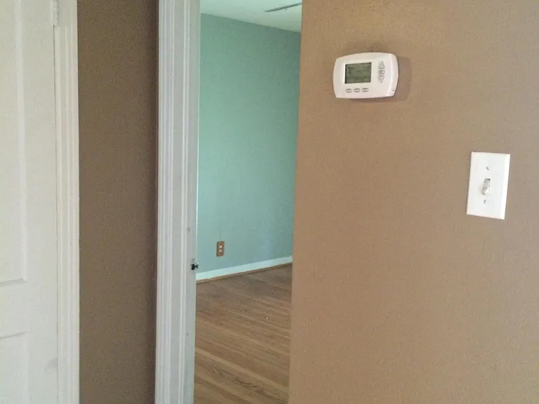2203 Tisinger Ave — Photo 12