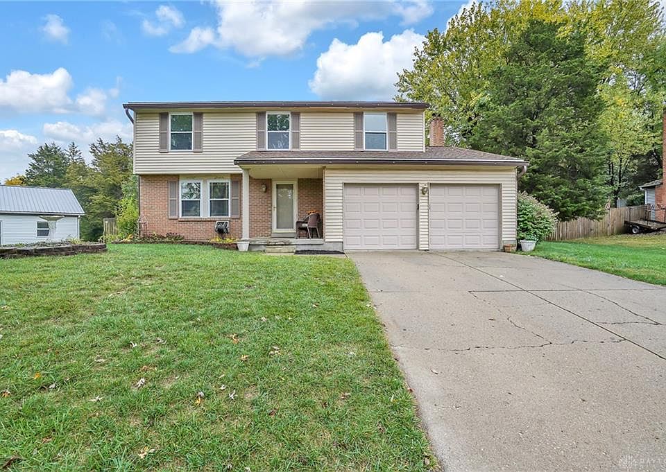 1st image of 6220 Gentry Woods Dr