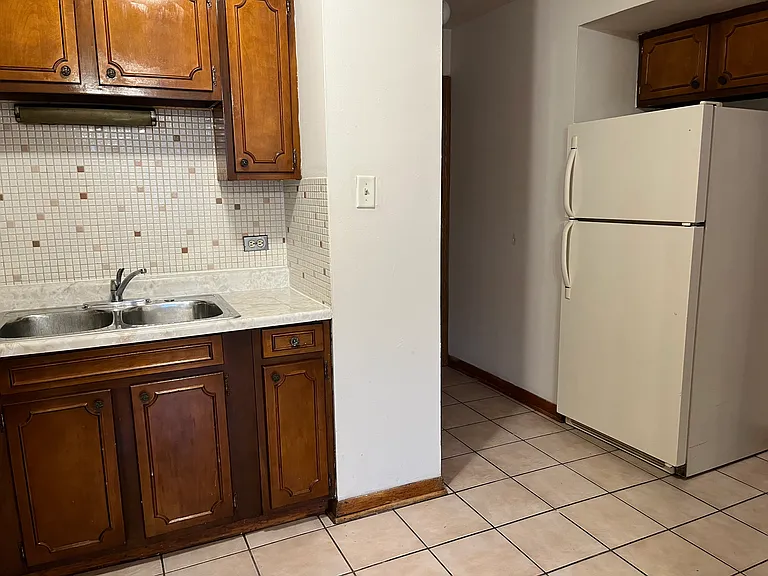 W 63rd Pl — Photo 2