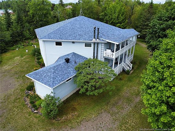 2nd image of 15 Benjamin Portage Rd N