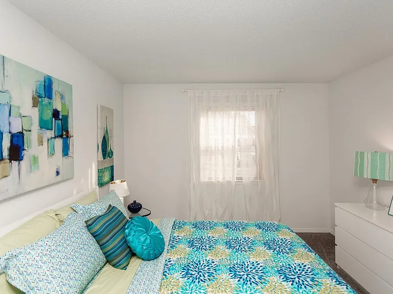 Teal Run Apartments — Photo 14