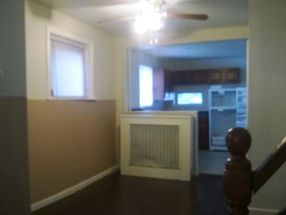2nd image of 4334 Cresson St #43
