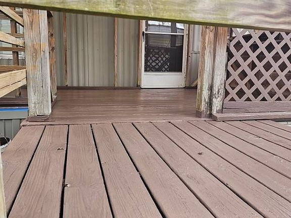 4th image of 4206 Live Oak Ln