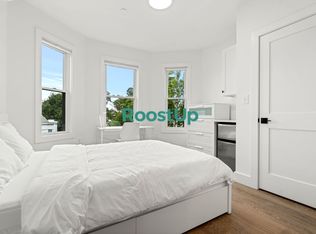 621 E 8th St #3-A, Boston, MA 02127