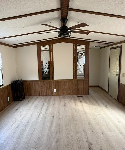 307 Quiet Waters Ct — Photo 4