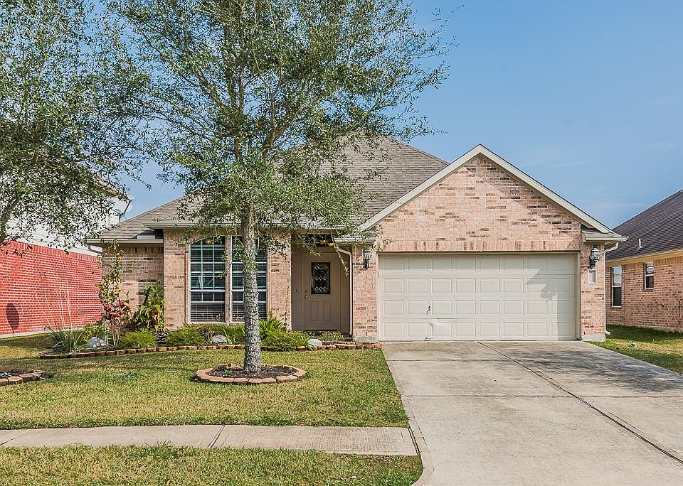 1st image of 4021 Bentwood Dr