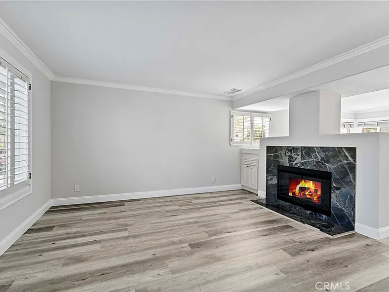 12 Dominguez St — Photo 8