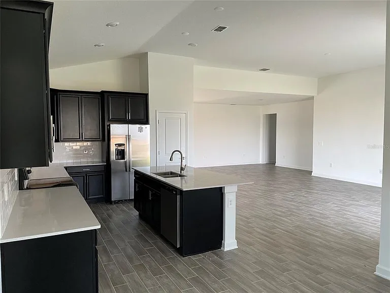7152 Dilly Lake Ave — Photo 16