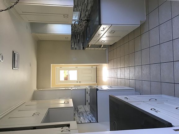 Remodeled / new kitchen