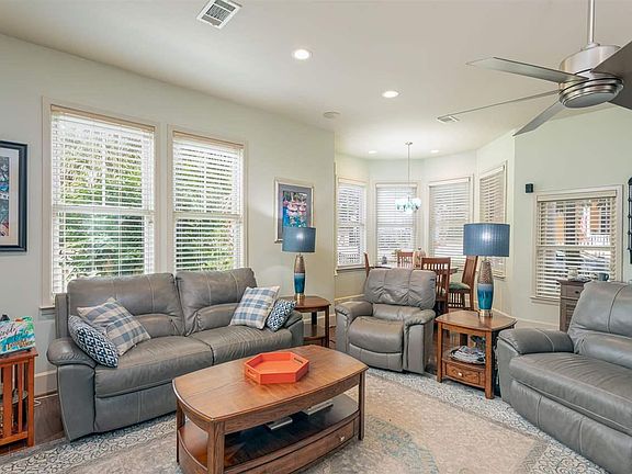4th image of 203 W Jackson St #9