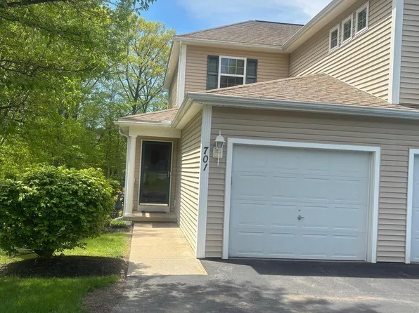 701 Royale Court, Troy, NY 12180