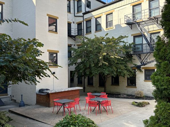 1108-1110 Broadway St #6