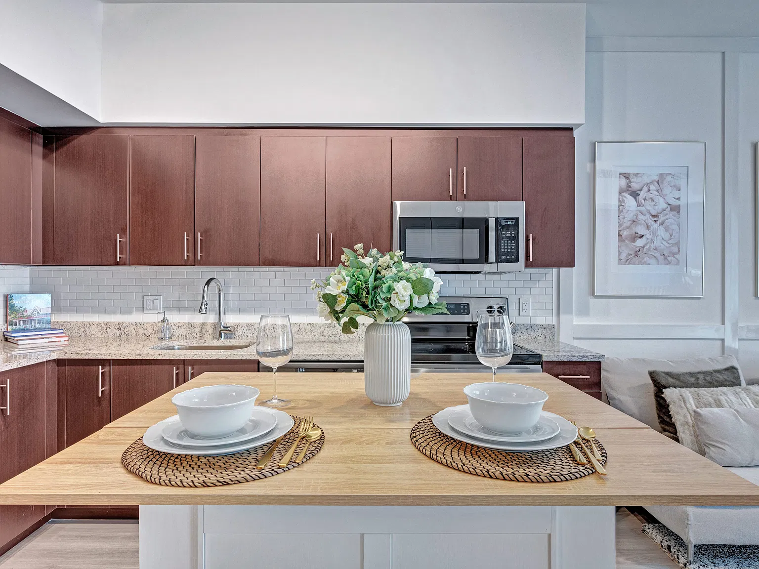 Pine Ridge Apartments — Photo 3