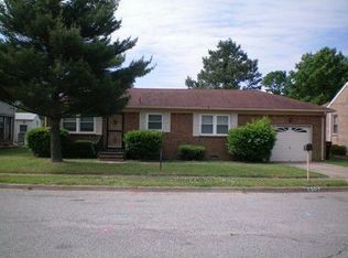 2507 Burfoot St, Chesapeake, VA 23324