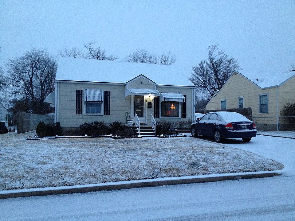 2nd image of 744 N Florence Pl