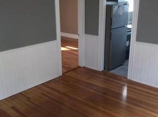 563 King Philip St APT 2, Fall River, MA 02724