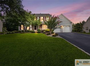 7 Webster Ct, Plainsboro, NJ 08536