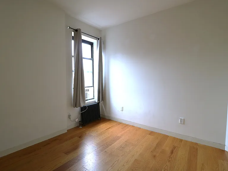 35 Bedford St #32 — Photo 4