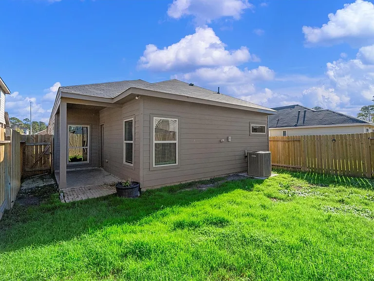 24717 Teton Hollow Trl — Photo 23
