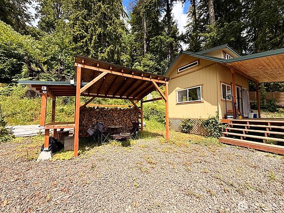 5th image of 1910 W Cushman Ridge Drive