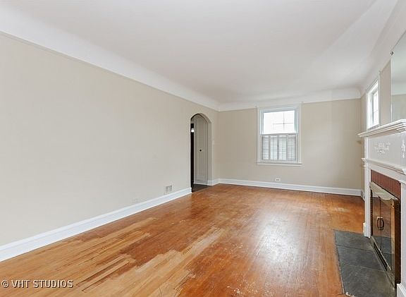 4th image of 6317 N Hiawatha Ave