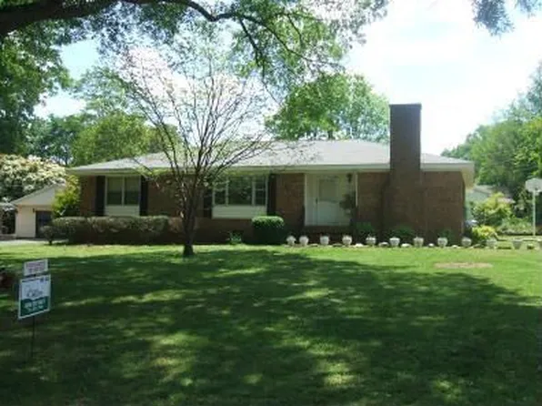 330 Shaw Ln, Savannah, TN 38372