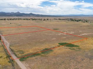 26000 N Champagne Ln, Paulden, AZ 86334