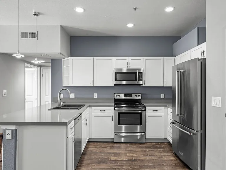1501 Front St #633 — Photo 14