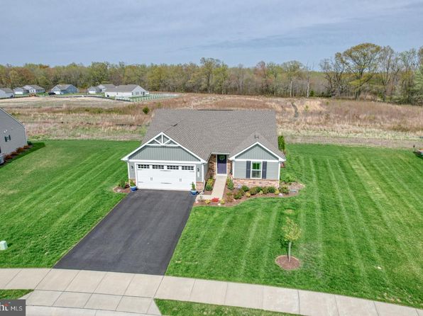 111 Polonius Ln, Dover, DE 19901